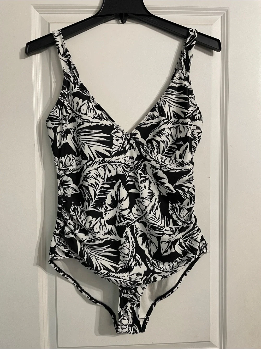 Anne Cole One Piece Black and White Tropical Print Swimsuit Size 12 - Picture 1 of 12